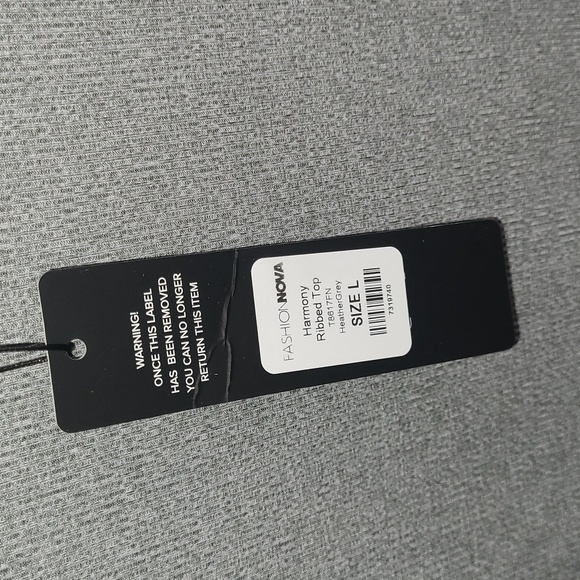 Fashion Nova Gray Asymmetrical Top - Picture 3 of 4